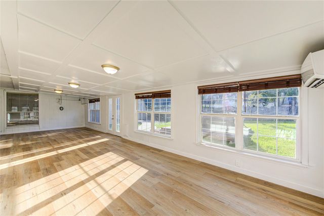 17811 Wake Court, Crosby, TX 77532