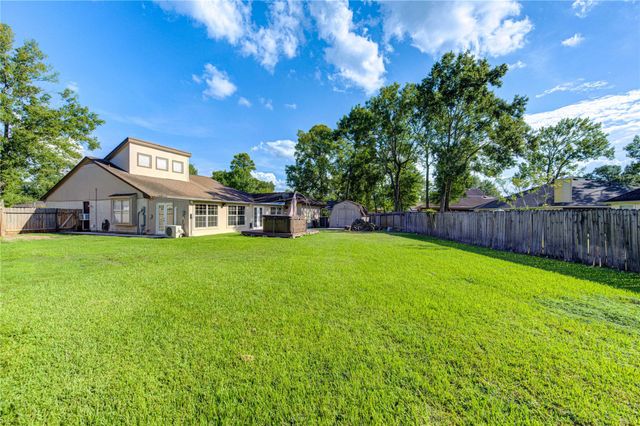 17811 Wake Court, Crosby, TX 77532