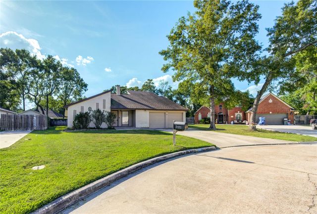 17811 Wake Court, Crosby, TX 77532