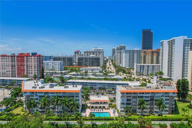 3181 S Ocean Dr 302, Hallandale Beach, FL 33009