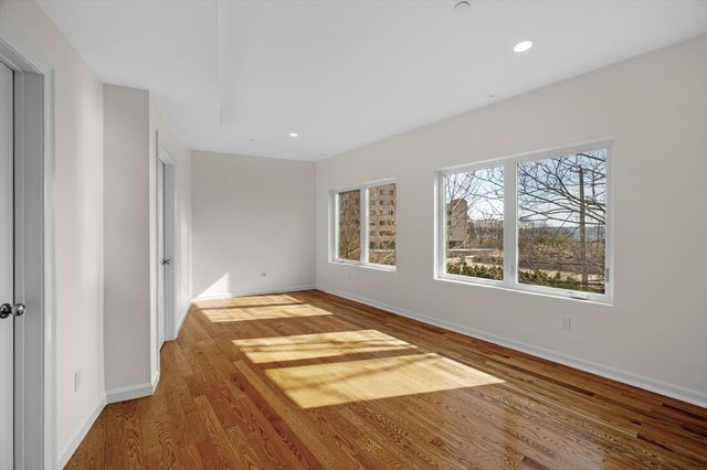 172 Kimball Ave 2B, Revere, MA 02151