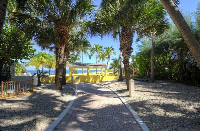 1391 S Ocean Boulevard 105, Pompano Beach, FL 33062