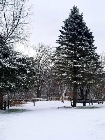 5364 Everson Road, Blanchardville, WI 53516