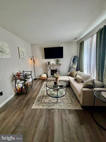 415 STRATHAVEN CT, Newark, DE 19702