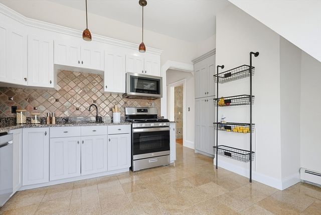 51 Sawyer Avenue 3, Boston, MA 02125