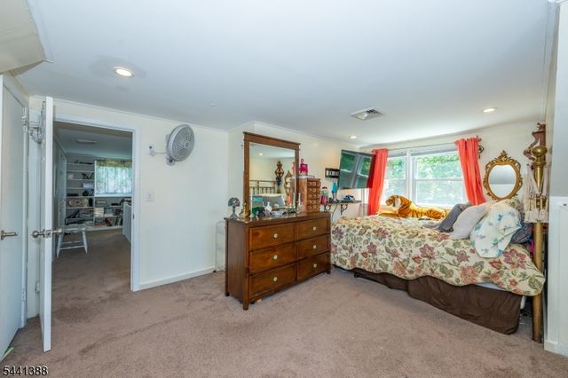 443 Mount Prospect Ave, Clifton City, NJ 07012