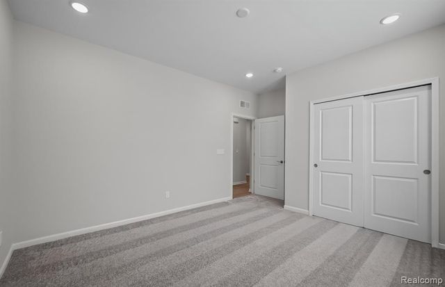 20352 Banbury Court, Macomb, MI 48044