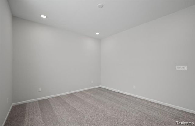 20352 Banbury Court, Macomb, MI 48044