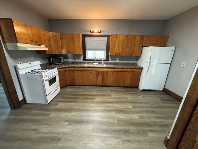 2357 S Smithville Road, Dayton, OH 45420