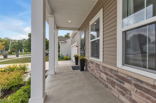 110 Harvest Way, Elyria, OH 44035