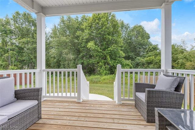110 Harvest Way, Elyria, OH 44035