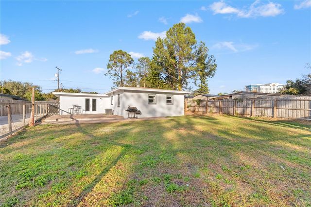 6903 TRAVIS BOULEVARD, Tampa, FL 33610