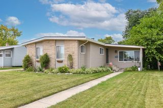1926 21st AVENUE, Kenosha, WI 53140