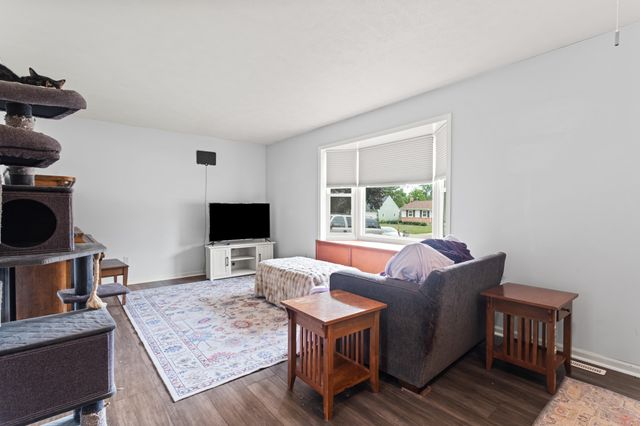 508 Arthur Court, Thornapple Twp, MI 49333