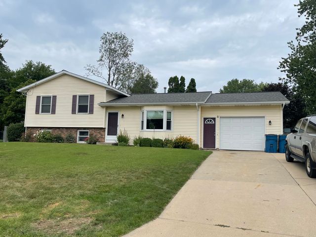 508 Arthur Court, Thornapple Twp, MI 49333