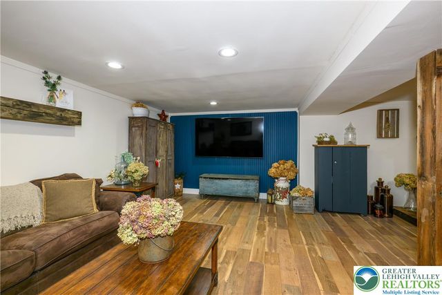 68 Mitchell Avenue, Upper Nazareth Twp, PA 18064
