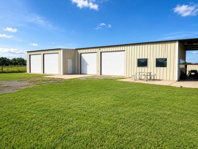972 County Road 335, Rockdale, TX 76567