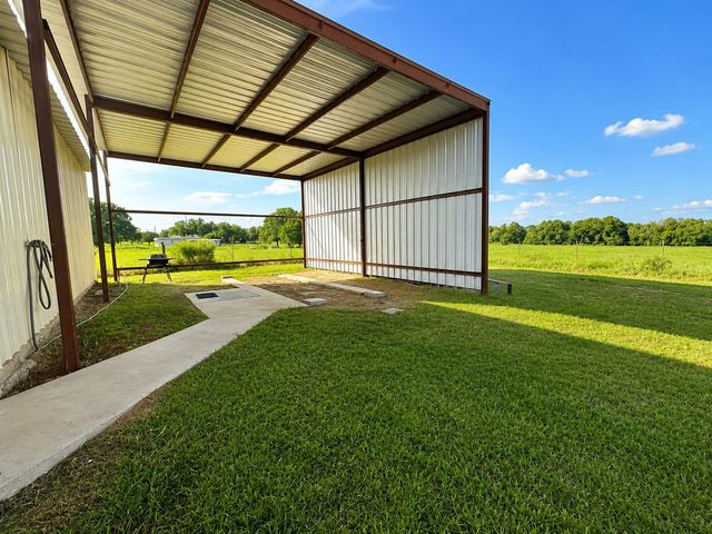 972 County Road 335, Rockdale, TX 76567