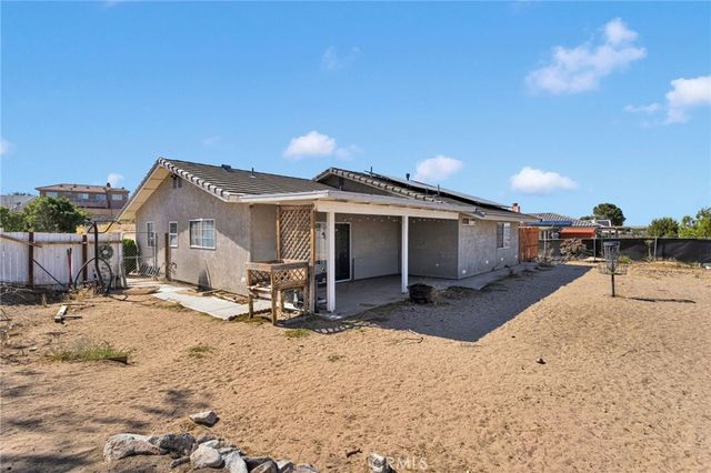 26499 Topsail Lane, Helendale, CA 92342