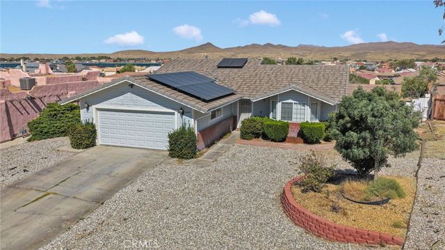26499 Topsail Lane, Helendale, CA 92342