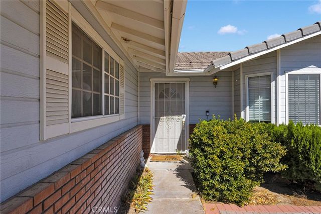 26499 Topsail Lane, Helendale, CA 92342