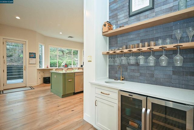 1239 Sunrise Ridge Dr, Lafayette, CA 94549