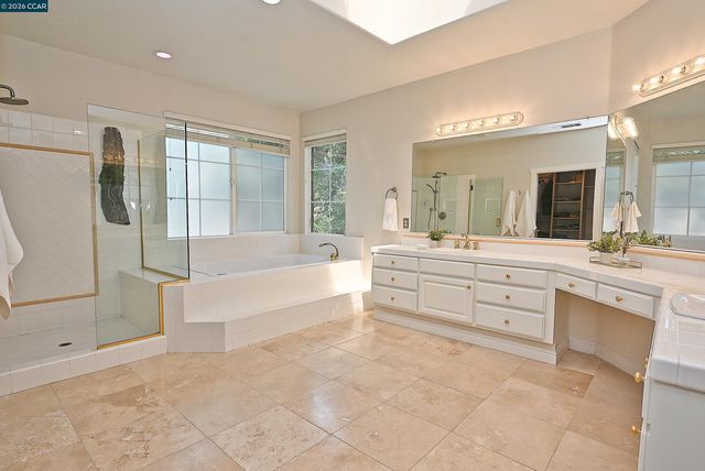 1239 Sunrise Ridge Dr, Lafayette, CA 94549