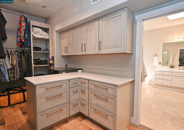 1239 Sunrise Ridge Dr, Lafayette, CA 94549