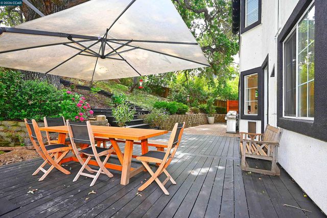 1239 Sunrise Ridge Dr, Lafayette, CA 94549