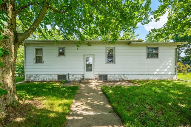 3709 Michael Road, Eau Claire, MI 49111