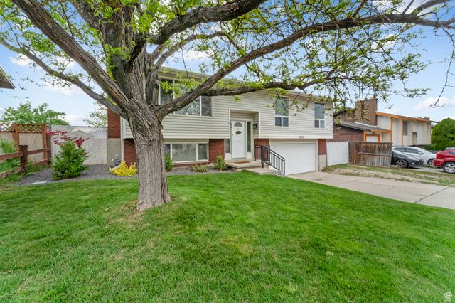 4884 S HUNTINGTON RD, Taylorsville, UT 84129