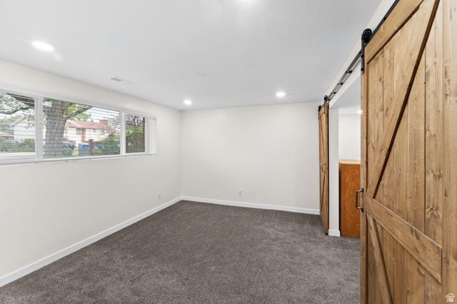 4884 S HUNTINGTON RD, Taylorsville, UT 84129