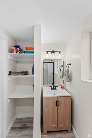 4884 S HUNTINGTON RD, Taylorsville, UT 84129