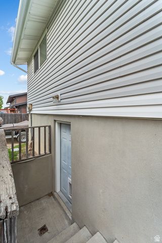 4884 S HUNTINGTON RD, Taylorsville, UT 84129