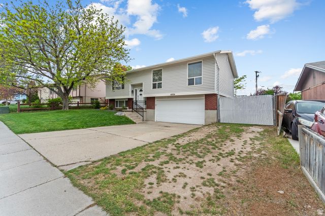 4884 S HUNTINGTON RD, Taylorsville, UT 84129