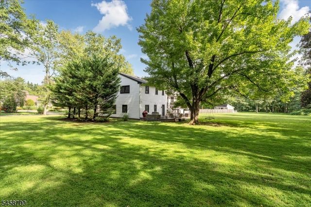 6 Donsen Ln, Scotch Plains Twp., NJ 07076
