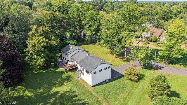 6 Donsen Ln, Scotch Plains Twp., NJ 07076