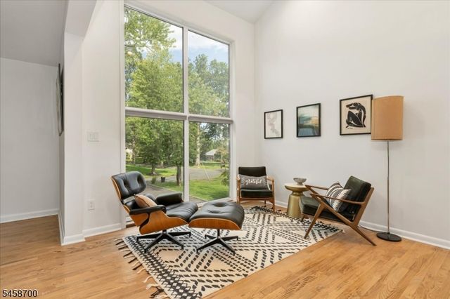 6 Donsen Ln, Scotch Plains Twp., NJ 07076