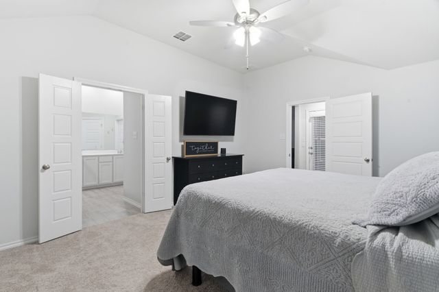 437 Falcon Way, Azle, TX 76020