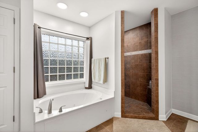 7144 Locksley Ln, Fairview, TN 37062