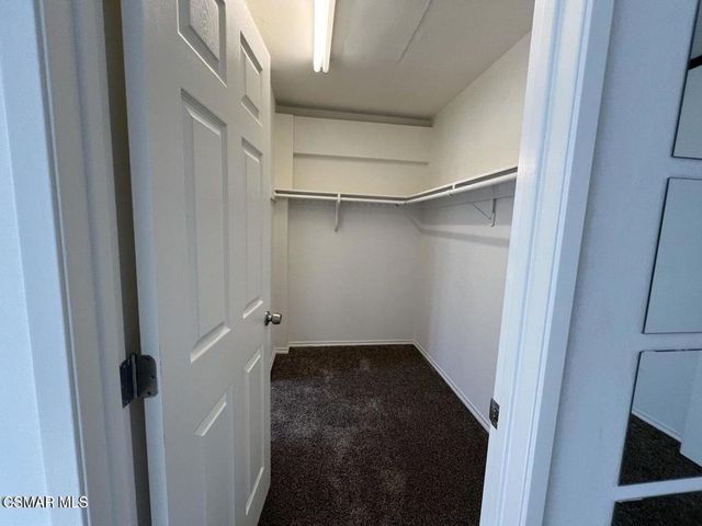 18617 Clark Street 4, Tarzana, CA 91356