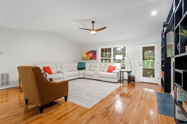 39 Alegria Way, Hot Springs Village, AR 71909