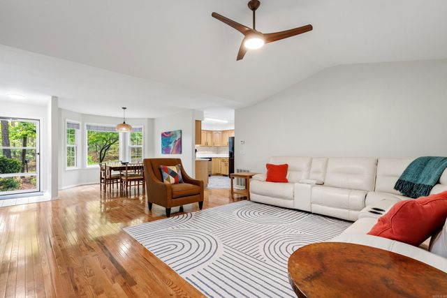 39 Alegria Way, Hot Springs Village, AR 71909