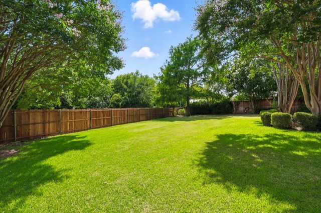 906 Creekbend Drive, Keller, TX 76248