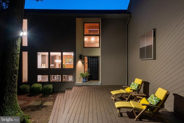 725 LAUREL RIDGE RD, Reinholds, PA 17569