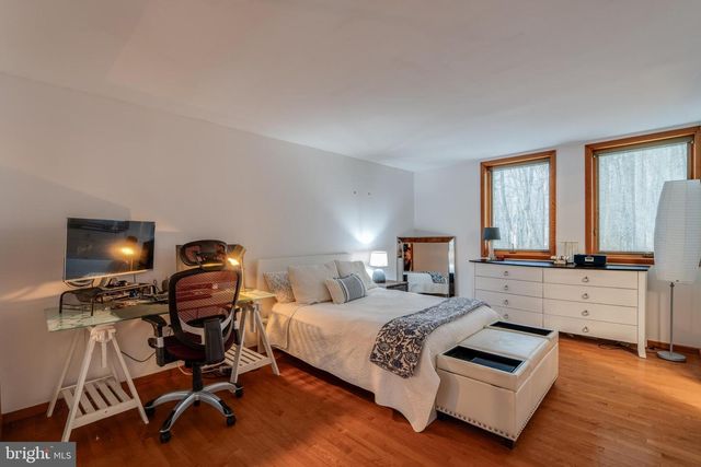 725 LAUREL RIDGE RD, Reinholds, PA 17569