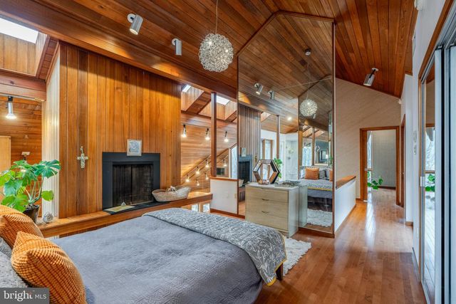 725 LAUREL RIDGE RD, Reinholds, PA 17569