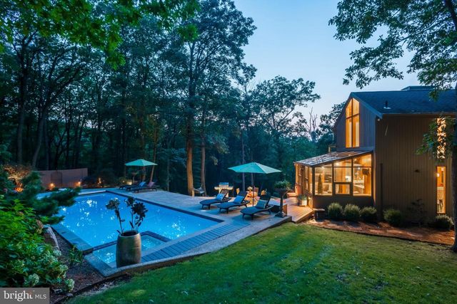 725 LAUREL RIDGE RD, Reinholds, PA 17569