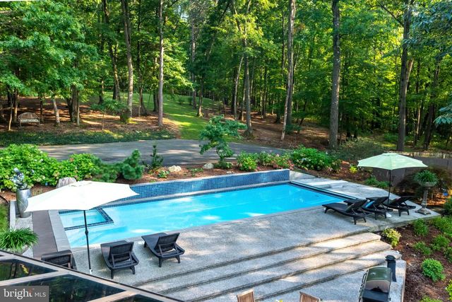 725 LAUREL RIDGE RD, Reinholds, PA 17569