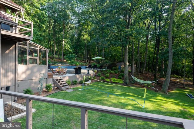 725 LAUREL RIDGE RD, Reinholds, PA 17569